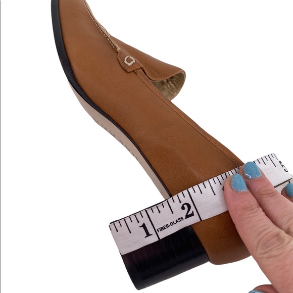 Ralph Lauren Leather Tan Heels Size 8 - Picture 8 of 8